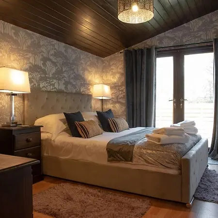 Clover 20 Lodge, Yellowtop Country Park *