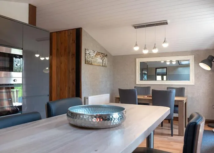 Clover 20 - Yellowtop Country Park - Hot Tub - Yorkshire Selby